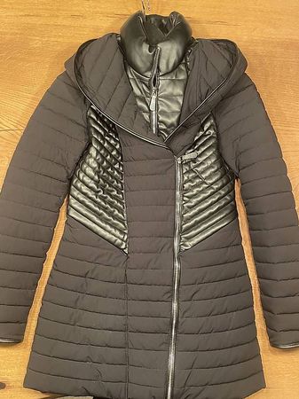 Guess Jacke Dame gr 36
