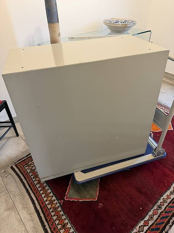 Schränke: Armoire Bigla 2 tiroirs  – Gebraucht aus Arvillard (Salins) von Taniguchi 3