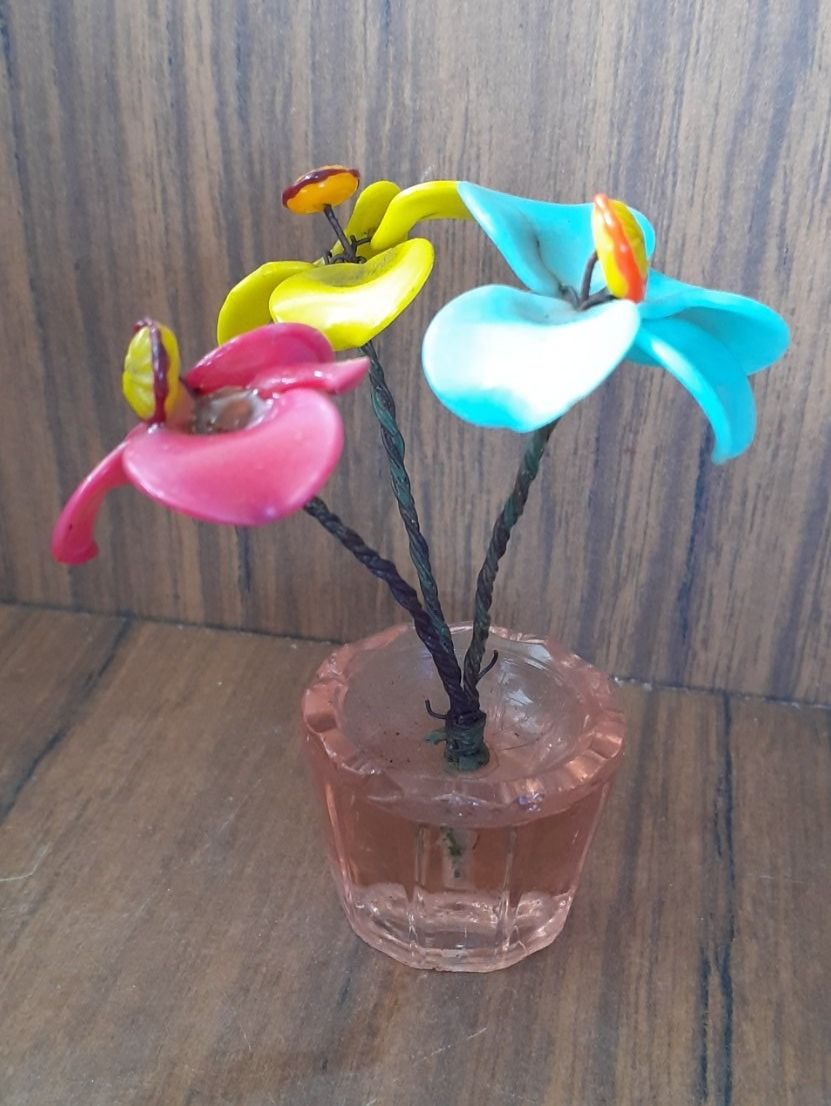 Statuette: Glasblumen Strauss antik – Usato da Mörschwil venduto da antiksalon