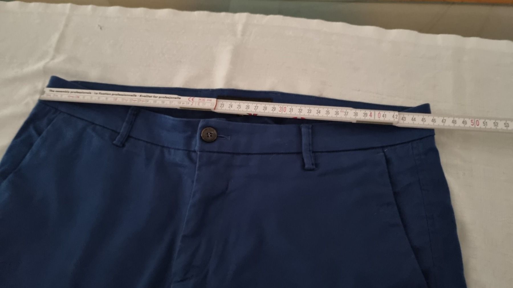 Jeans: Coole " Lawrence Grey " Hosen Gr. 52 – Usato da Schneisingen venduto da backstore24 3