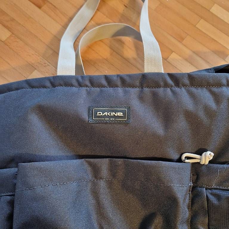 Zaini: Dakine Tasche Rucksack np 69 – Usato da Rümlang venduto da kar_6nzq 3