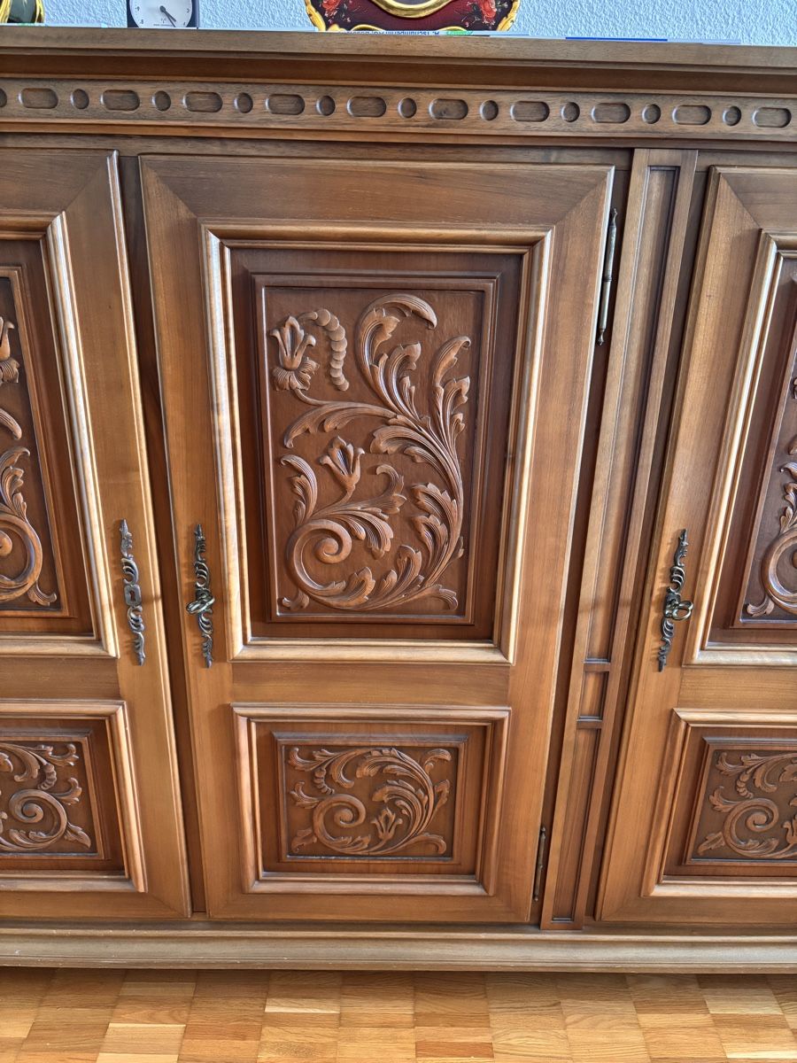 Credenze: Antikes Buffet / Büfett  - Eschenholz - Massiv – Usato da Luzern venduto da Housejunky 6