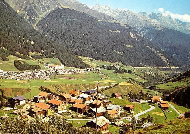 Cartes postales: MOMPÉ-MEDEL und DISENTIS – D'occasion à Jona par philajona