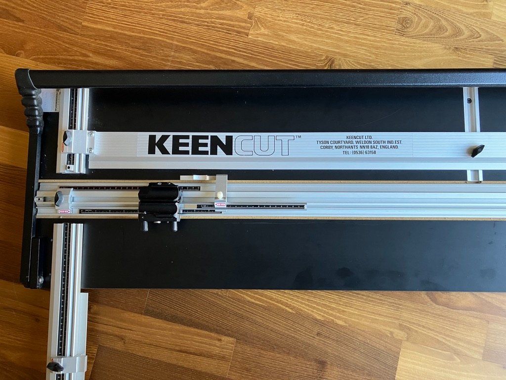 Tutti gli attrezzi: Keencut Ace Passpartout Schneidemachine / Mount Cutter – Usato da Luzern venduto da Ssmith 2