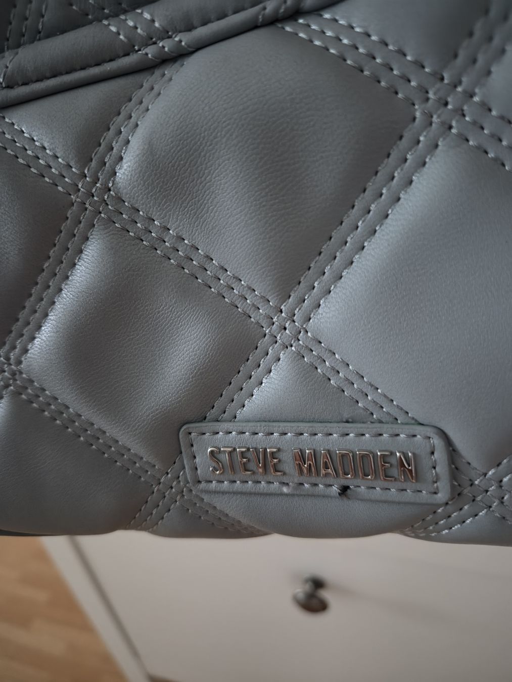 Steve Madden Borse da donna: Steve Madden Handtasche hellblau gesteppt wenig gebraucht – Nuovo (secondo la descrizione) da Romanshorn venduto da Hadrenalin 3