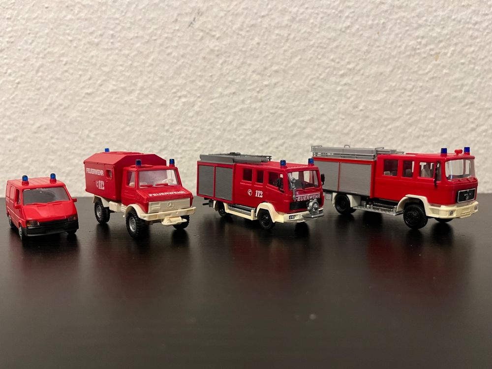 Majorette et divers - 2 voitures et citroen B2 Pompier Safir en boite
