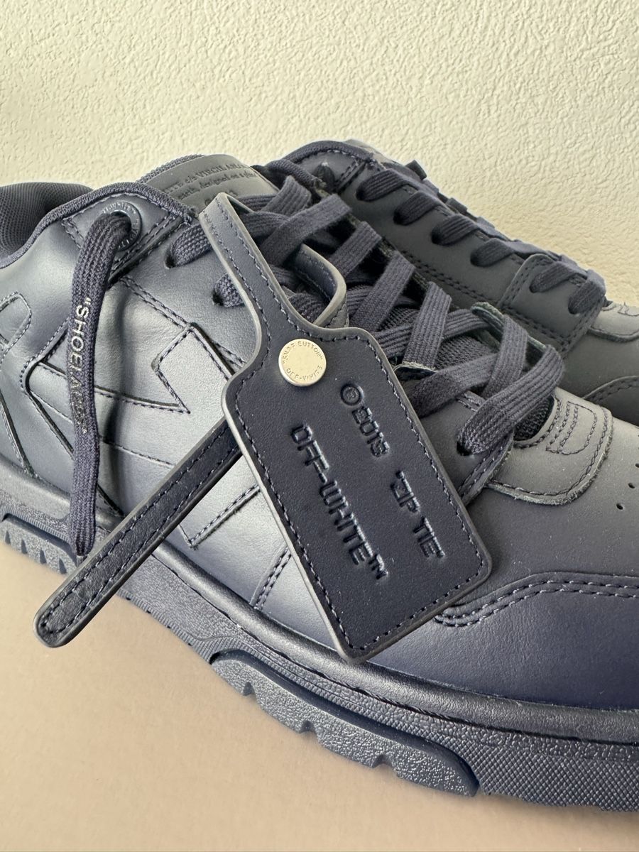 Off-White Scarpe da uomo: Off-White Sneaker in blue leather, size 43, brand new – Nuovo (secondo la descrizione) da Dübendorf venduto da fra_h2bp 1