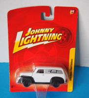 Chevy "Panel Delivery" 1950 (Johnny Lightning 1:64)