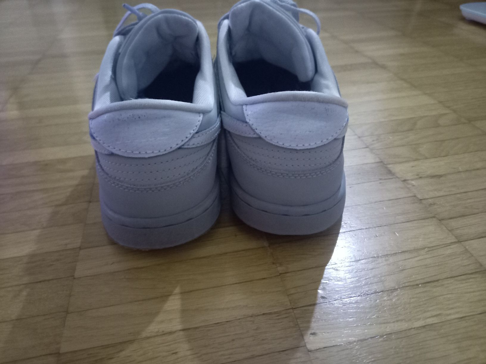 Nike Scarpe per ragazzi: Nike Dunk Low Gr. 41 - Stylische Sneakers – Usato da Stäfa venduto da krp54 2
