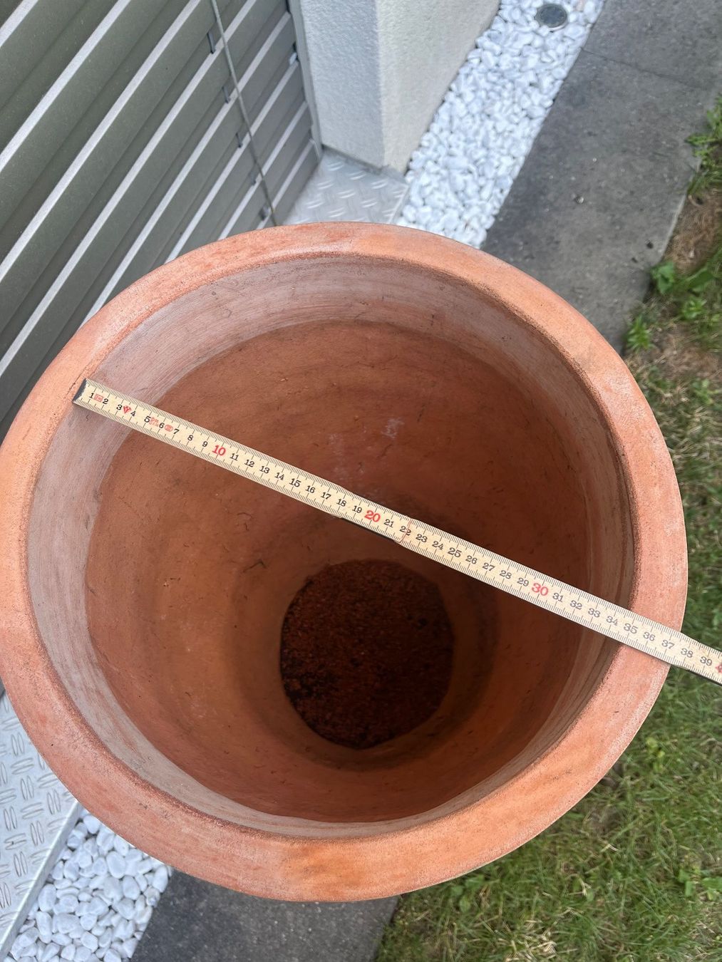 Blumentöpfe: Terracotta Blumentopf – Gebraucht aus Bern von battigoll_89 3