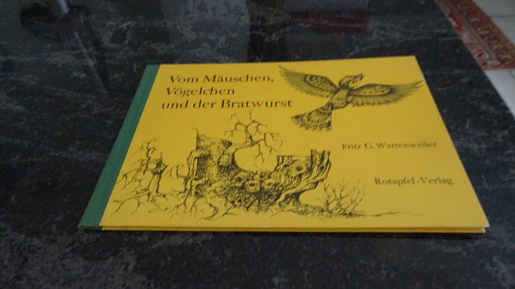 Bücher: Bilderbuch  Vom Mäuschen, Vögeln und der Bratwurst – Gebraucht aus Zürich von Roulet