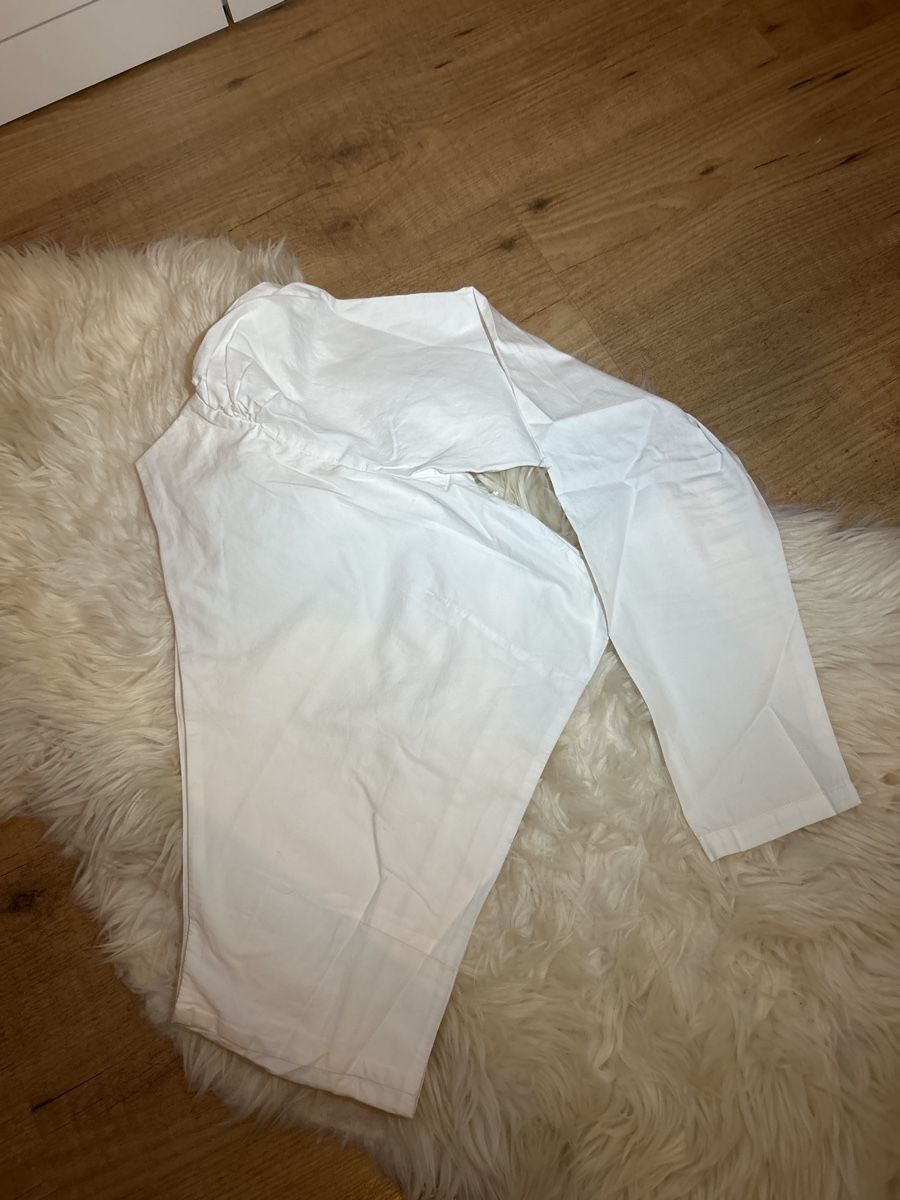 Tops: Haut original avec une seule manche – Gebraucht aus Grimisuat von zay_m288