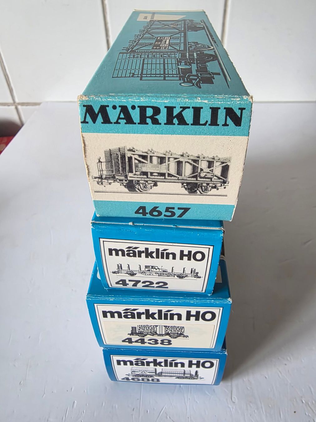 Märklin Modellini di ferrovie: 4 Stück verschiedene Güterwagen – Nuovo (secondo la descrizione) da Seuzach venduto da Loeckeli01 5