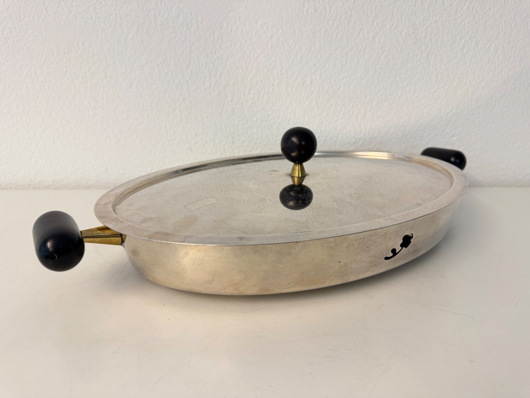 Alessi Teglie da forno: ALESSI Auflaufform mit Deckel Sergio Asti – Usato da Zürich venduto da Arche_Brockenhaus
