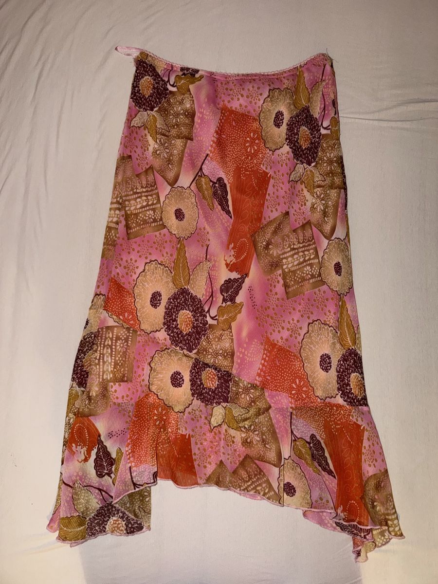 Jupes: Midi skirt Pink Floral Pattern – D'occasion à Lenzburg par cid_pc7z