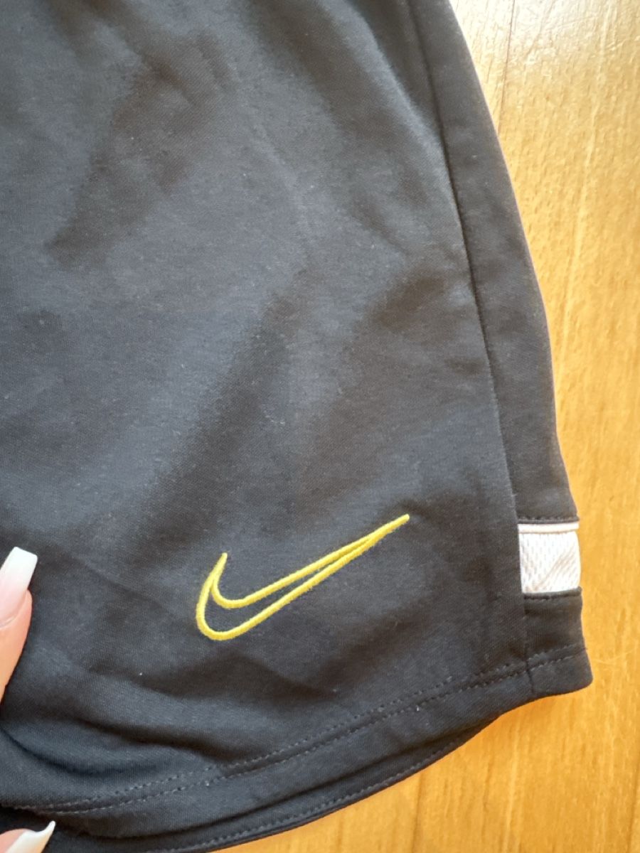Nike Hosen: Shorts  – Neu (gemäss Beschreibung) aus Turgi von fabienne53 1
