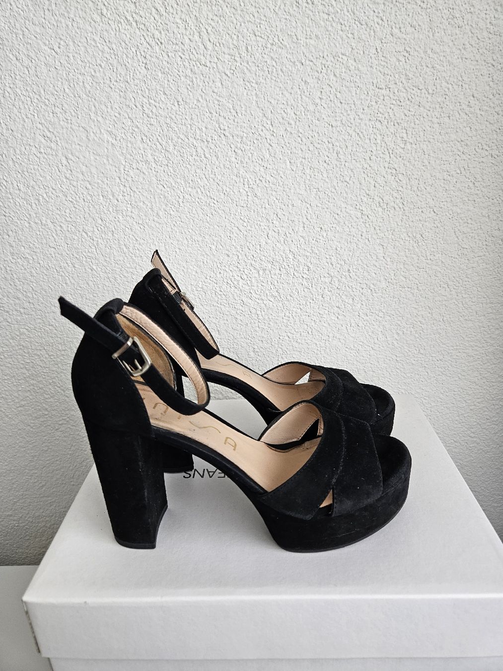 Unisa Scarpe da donna: Schwarze Sandalen UNISA, Grösse 35 – Usato da Schlieren venduto da lej_86