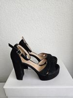 Schwarze Sandalen UNISA, Grösse 35
