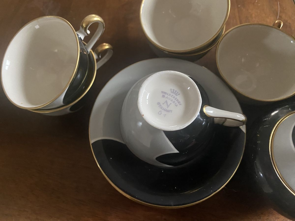 Set di piatti: Bavaria Mocca Kaffeeservice , Schwarz-Mint-Gold – Usato da Baden venduto da swiss-alps 3