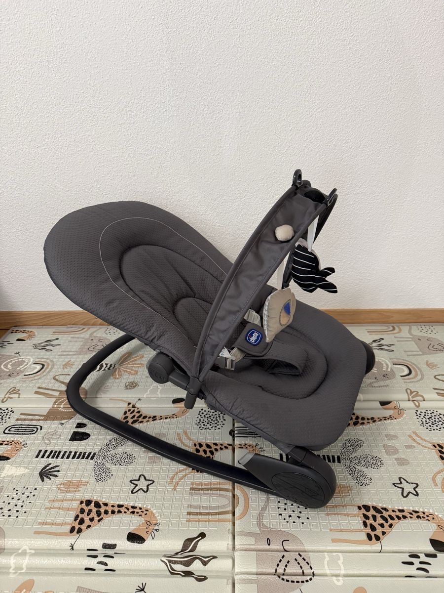 Chicco Sdraiette & Sdraiette a dondolo: Chicco Babywippe Hoopla Grau – Usato da Bülach venduto da Marcel_96