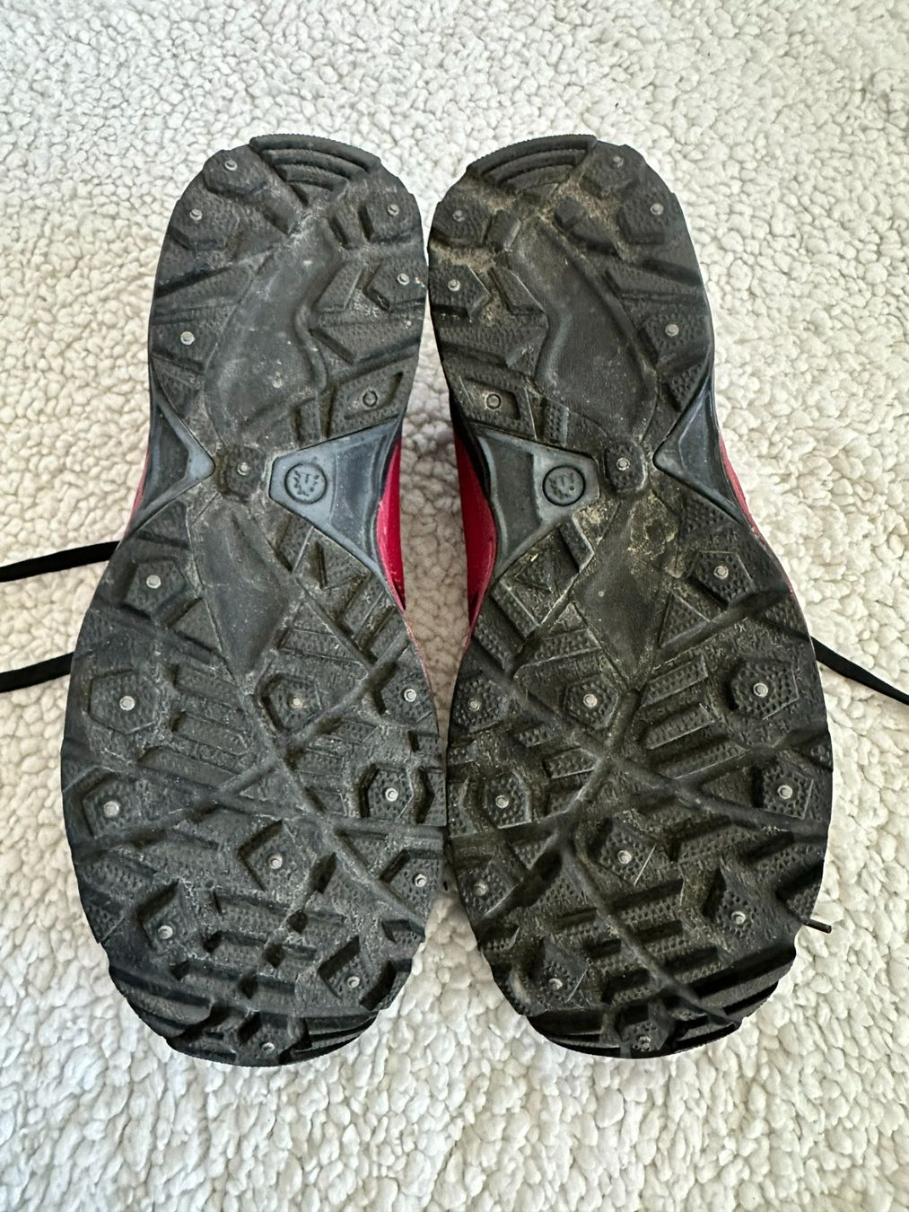 Scarpe da donna: Icebug Pytho2 BUGrip Spikeschuhe Gr. 40 (UK 6.5) – Usato da Hünenberg venduto da fam_evjo1 1