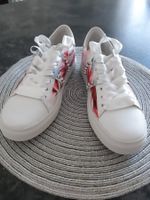 Damenschuhe weiss mit Blumen Kennel + Schmenger
