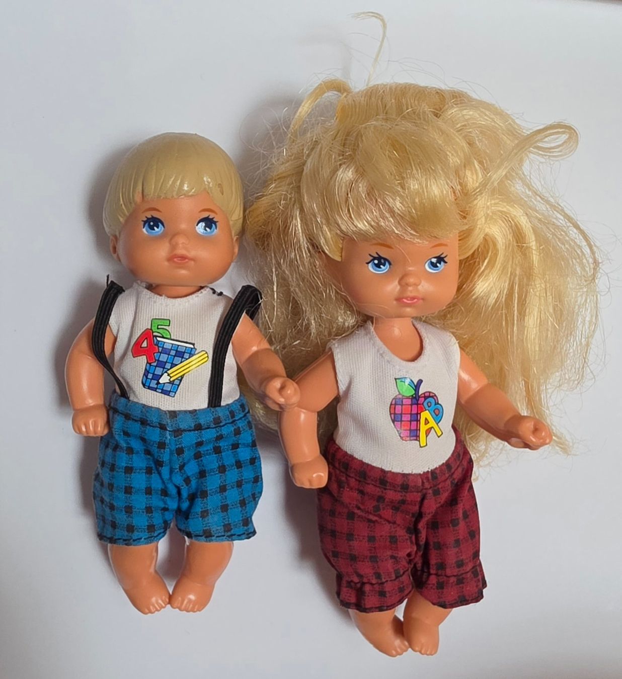Bambole: Barbie Teacher 1995 élèves – Usato da Bulle venduto da Chimchiree