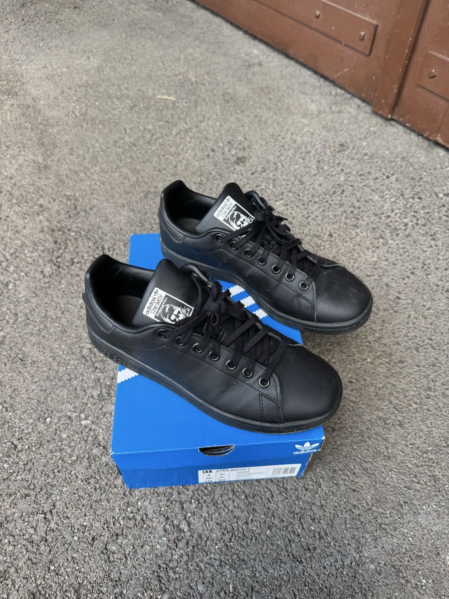 Adidas Damenschuhe: Baskets Adidas Stan Smith noires 38 2/3 – Neu (gemäss Beschreibung) aus Porrentruy von fee_24