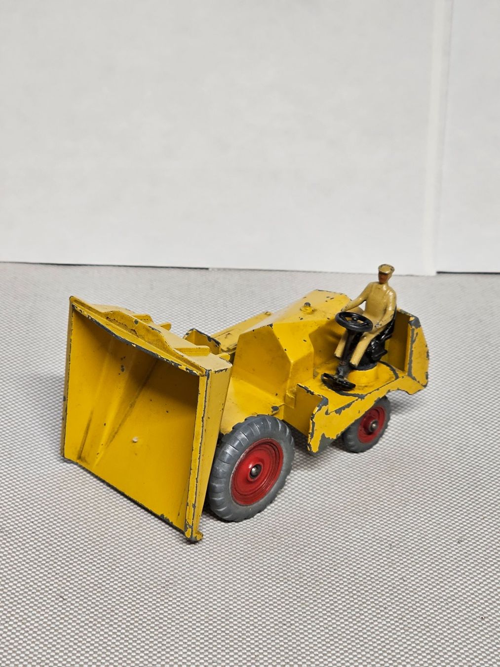 Dinky Toys Modellini d'auto: Dinky Muir-Hill Dumper – Usato da Starrkirch-Wil venduto da easygo13