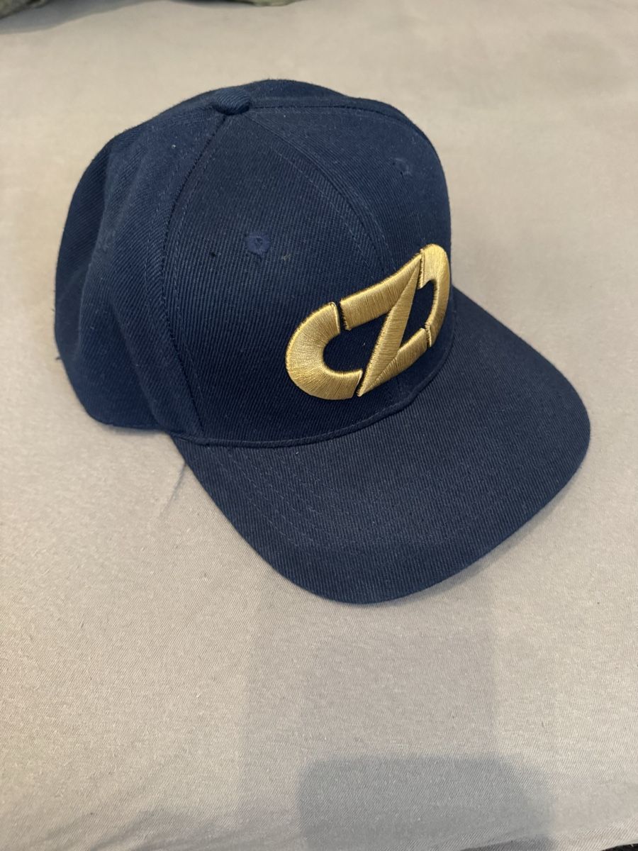 Copricapi, berretti & cappellini: Casquette marine OZ – Usato da Aigle venduto da Van.Ngo 1