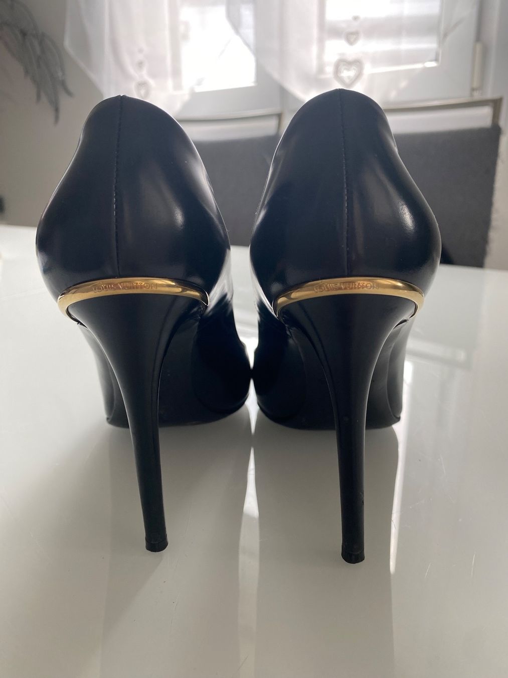 Louis Vuitton Scarpe da donna: Véritable Escarpins Louis Vuitton – Nuovo (secondo la descrizione) da Lausanne venduto da Doudoutze 2
