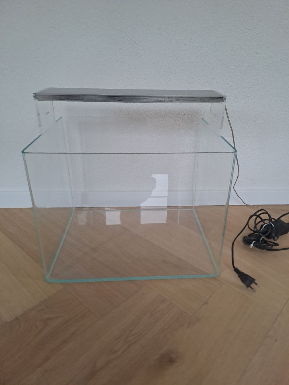 Acquari: Dennerle Aquarium mit Twinstar LED Leuchte – Usato da Burg im Leimental venduto da Fridulin 1