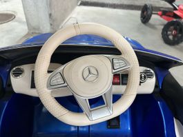 Kinder Elektroauto Mercedes-Maybach blau gebraucht