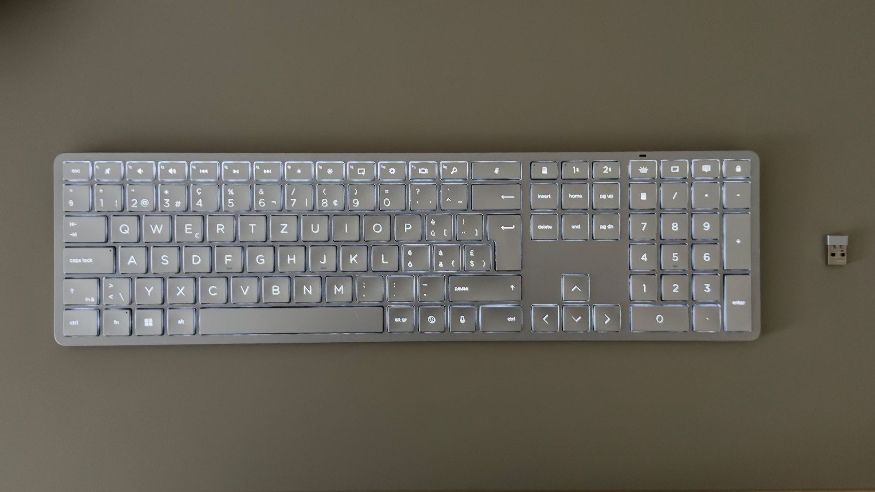 Hewlett Packard Tastaturen: HP 970 Tastatur – Gebraucht aus Wölflinswil von sir_w9lr 1