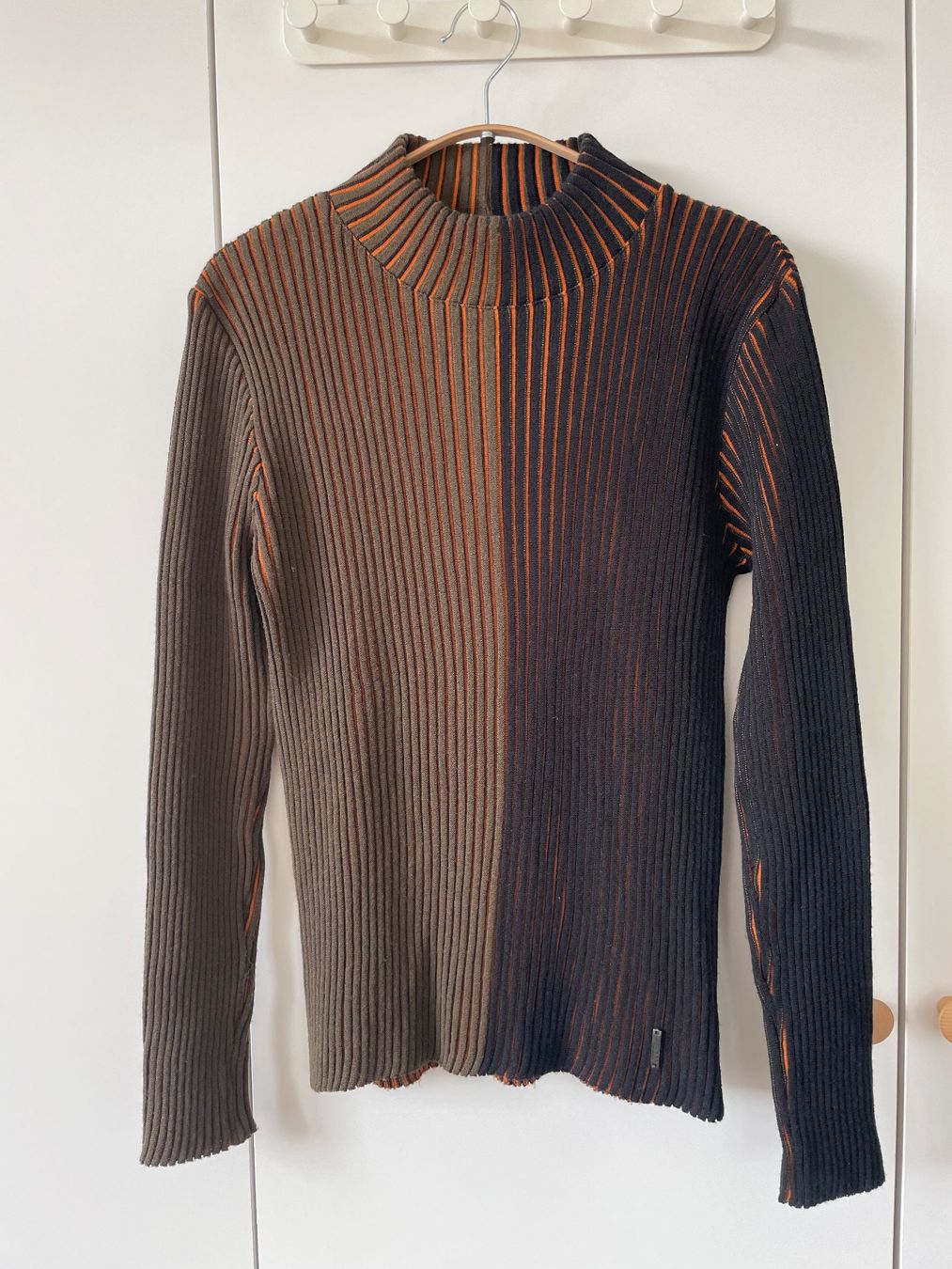 Joop Pulls & Sweat-shirts: Stylischer JOOP! Strickpullover / Rollkragenpullover Gr. 48 – D'occasion à Neukirch an der Thur par bee88
