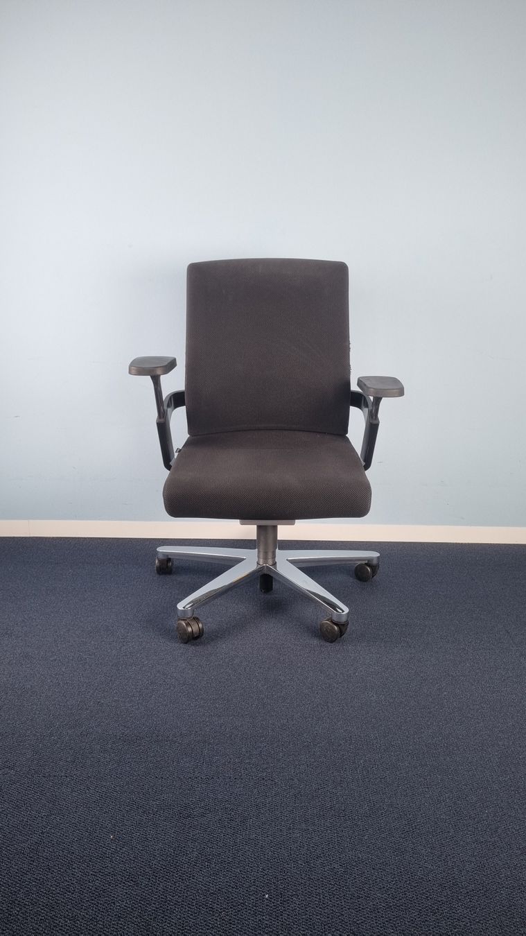 Wilkhahn Chaises: Wilkhahn ON Bürodrehstuhl 174/7 – D'occasion à Affoltern am Albis par Zapro 1