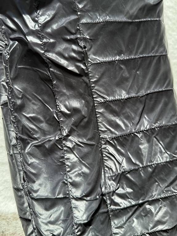 Uniqlo Giacche: UNIQLO light down Jacke Gr.M – Usato da Wilen b. Wollerau venduto da chocolady 2