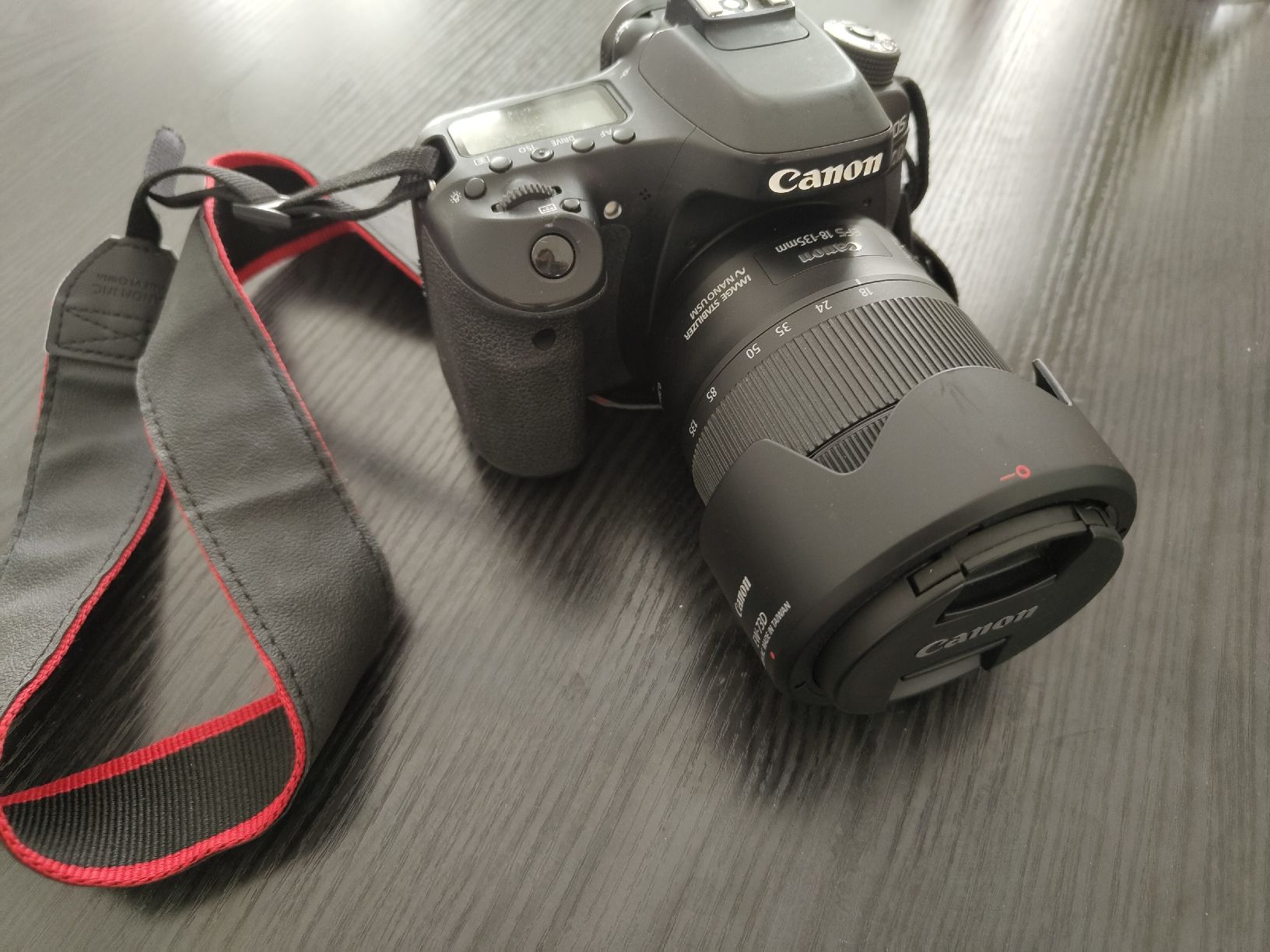 Canon Appareil photo: Canon Eos 80D – D'occasion à Biasca par val_camo93 3