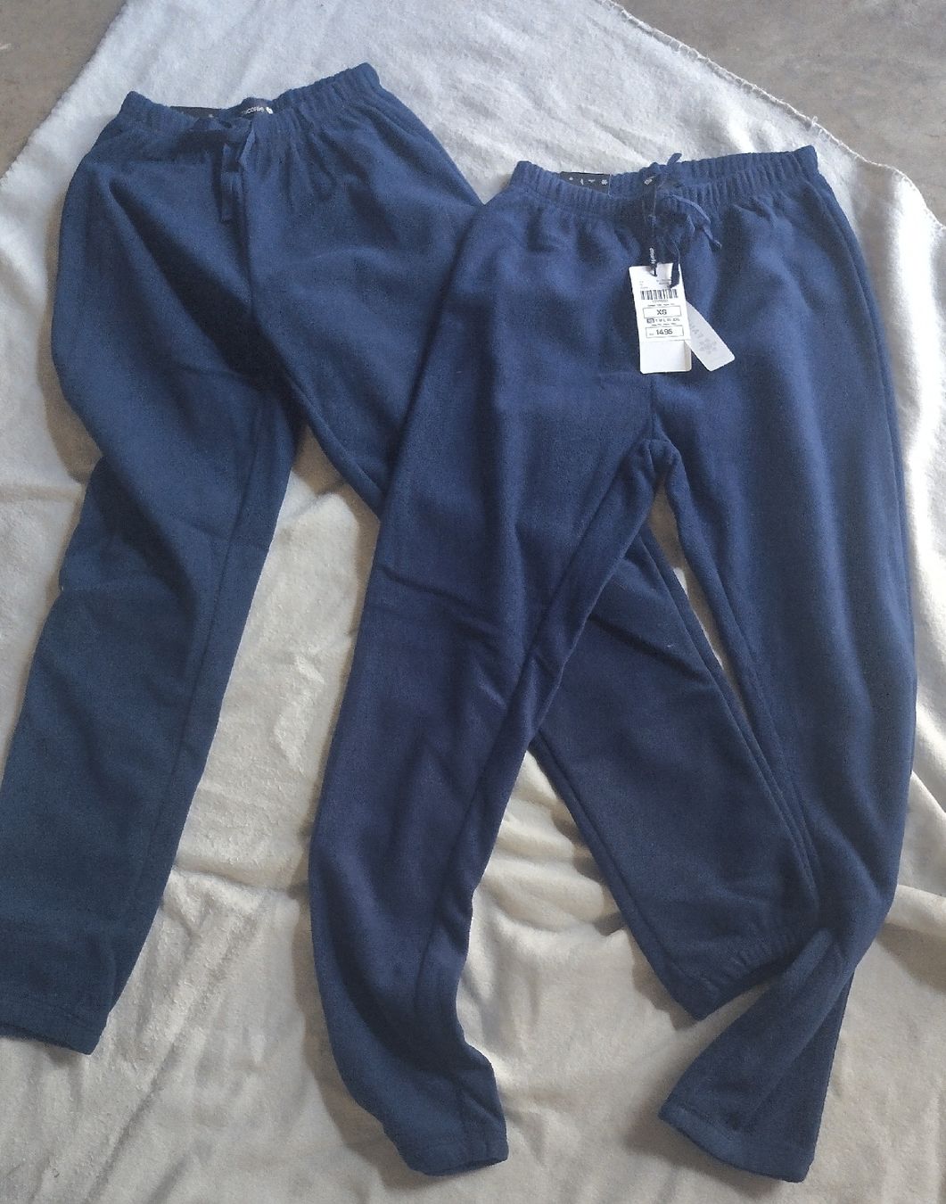 Pantaloni: Damen Fleece Trainerhose – Nuovo (secondo la descrizione) da STEFFISBURG venduto da Sumerstorm 1