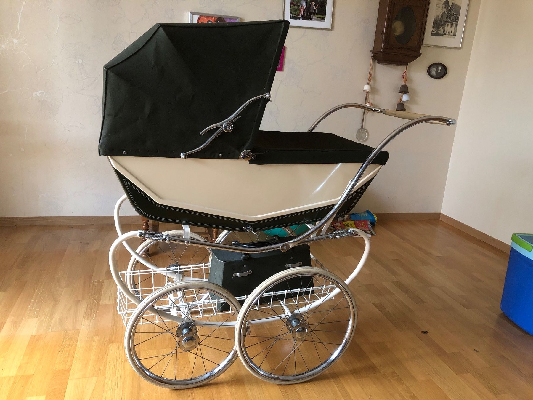 Kinderwagen vintage original 60er Jahre England (Gebraucht) in Sternenberg  fr CHF 150  nur Abholung auf Ricardo kaufen