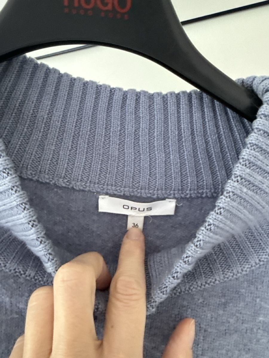 Opus Pullover & Sweatshirts: Damen Pullover OPUS PATTI Grösse 36 hellblau – Gebraucht aus Unterengstringen von spazzolo 3