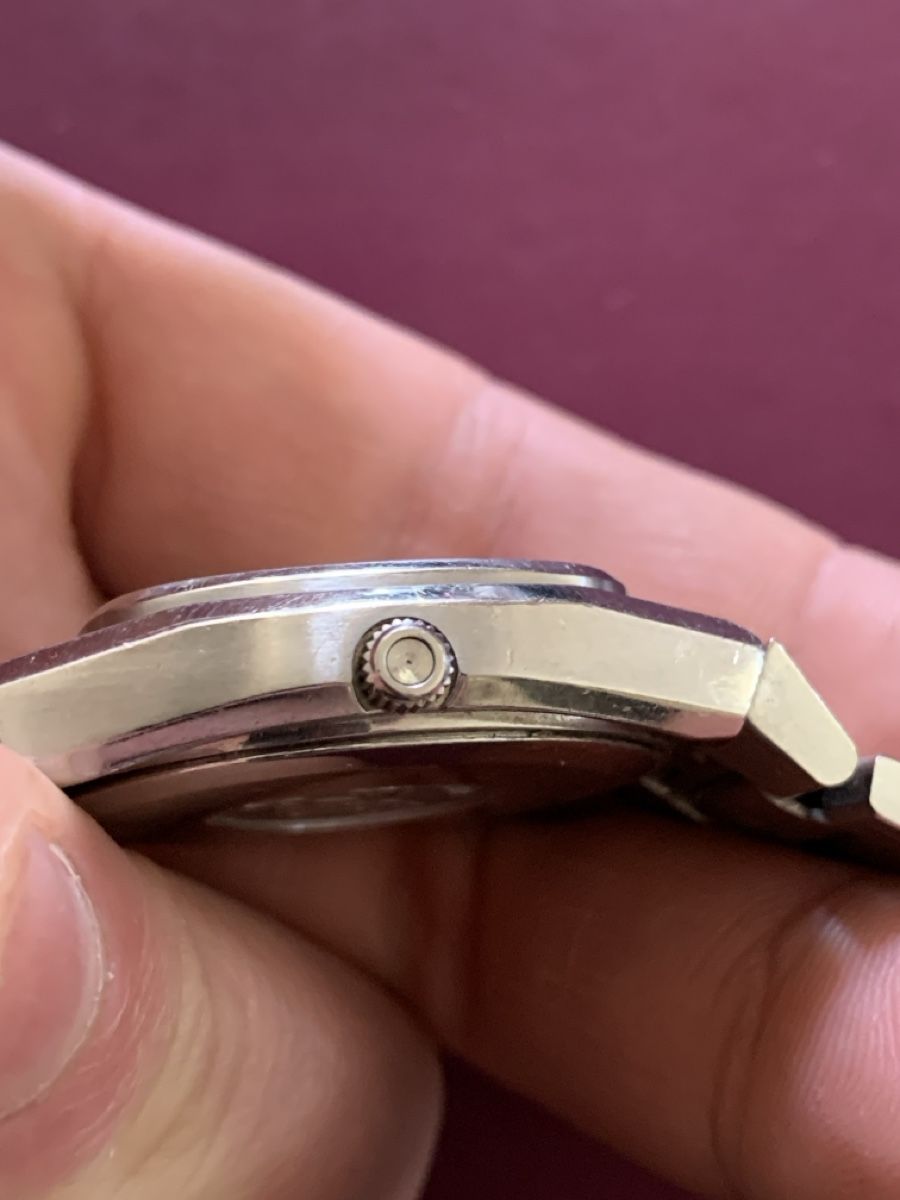 Omega Orologi: Omega Seamaster TV Dial Quartz Ref. 196.0090 – Usato da Worblaufen venduto da Invintage64 4