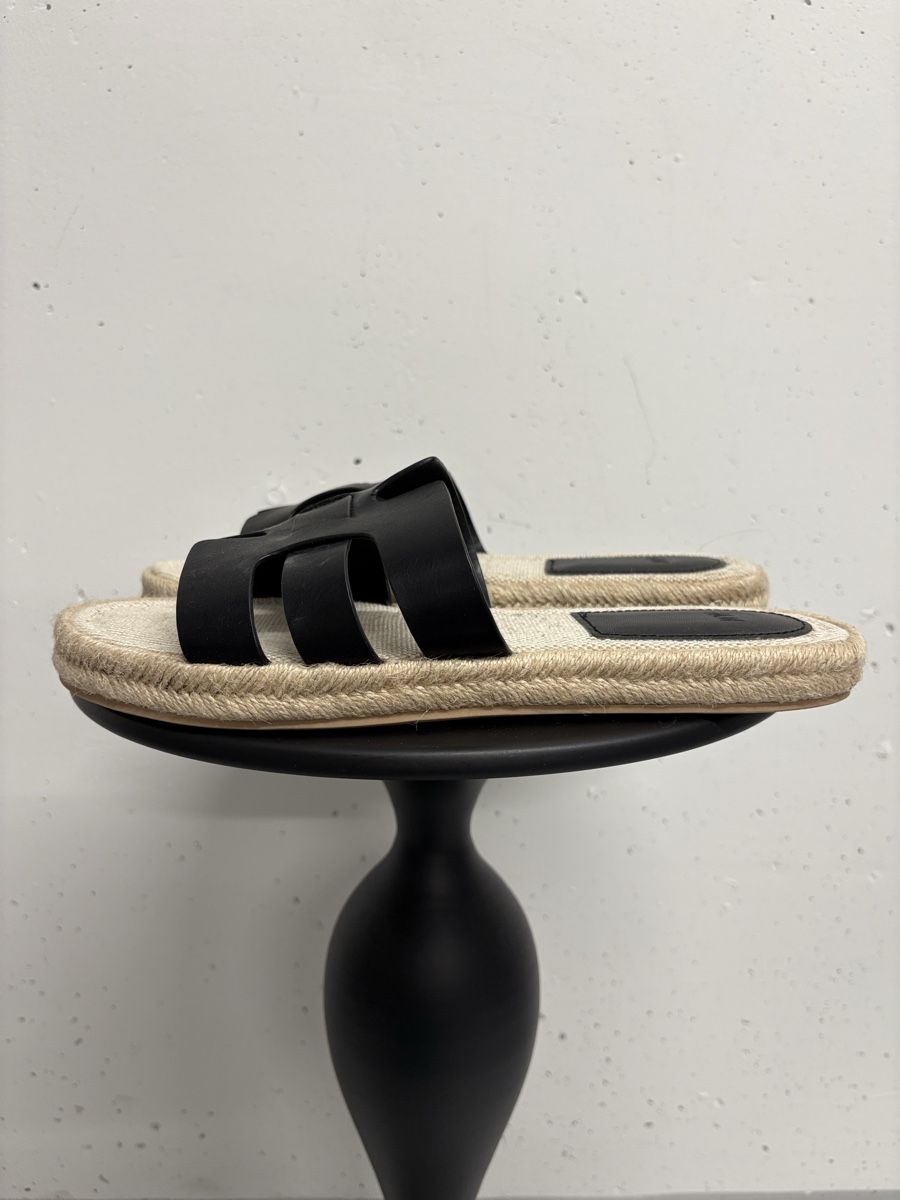H&M Scarpe da donna: Schwarze H&M Sandalen Slipper Gr. 40 Bast – Nuovo (secondo la descrizione) da Regensdorf venduto da secondchancefashion