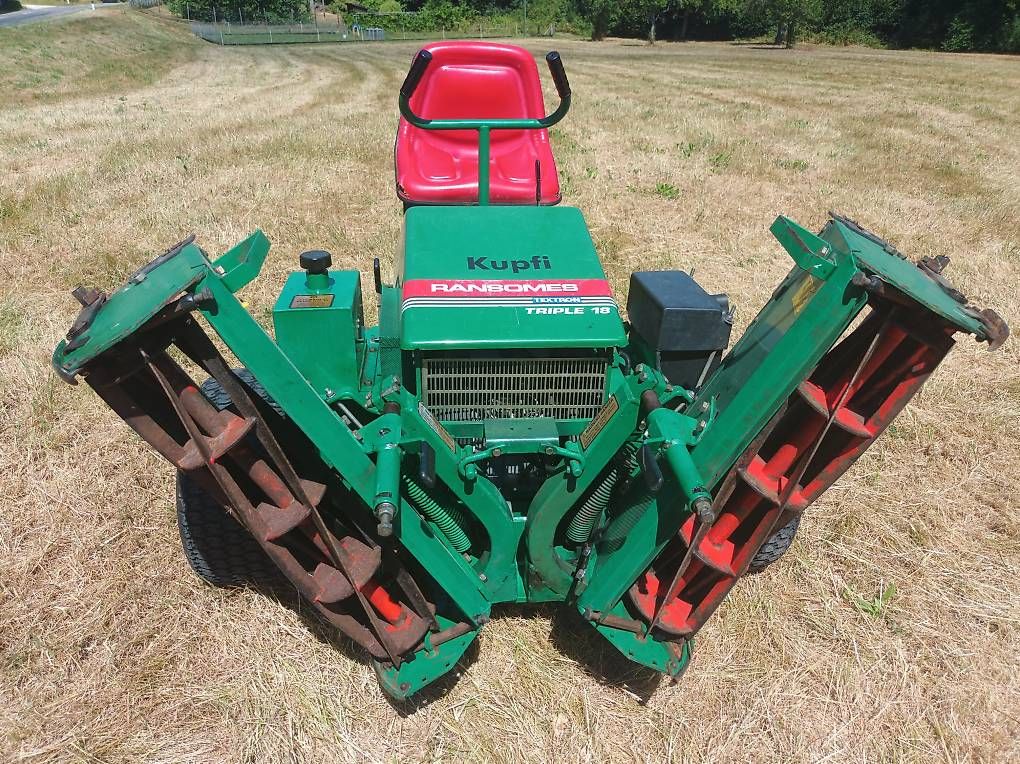 Alle Maschinen: ZU VERKAUFEN RANSOMES TRIPLE 18 – Gebraucht aus Villigen von maehen