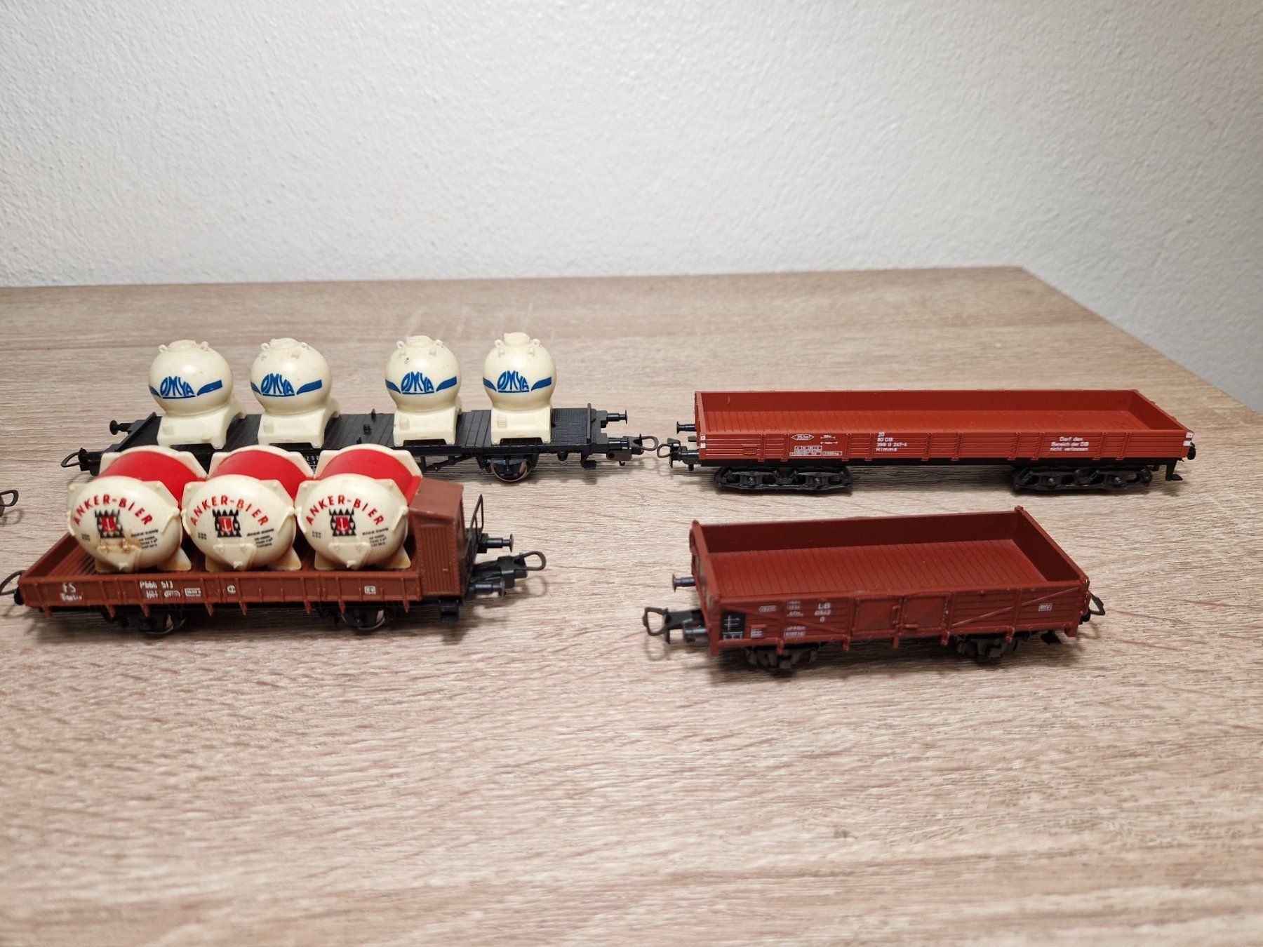 Märklin Modellini di ferrovie: 6 x Güterwagen H0 (P) – Usato da St-Aubin-Sauges venduto da Lo_Go 1