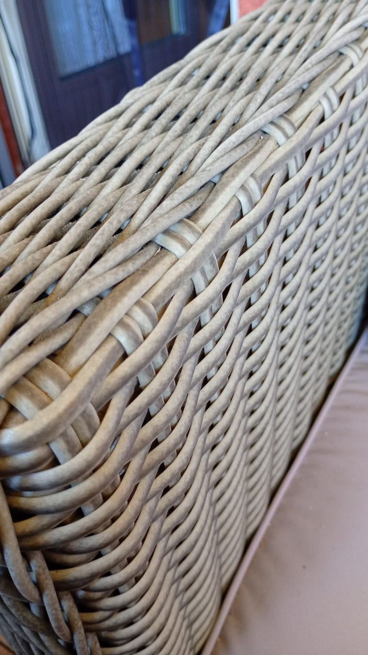 Tischset: Garten Balkon Möbel BOBO lounge Rattan Set – Gebraucht aus St.Gallen von Viki3 5