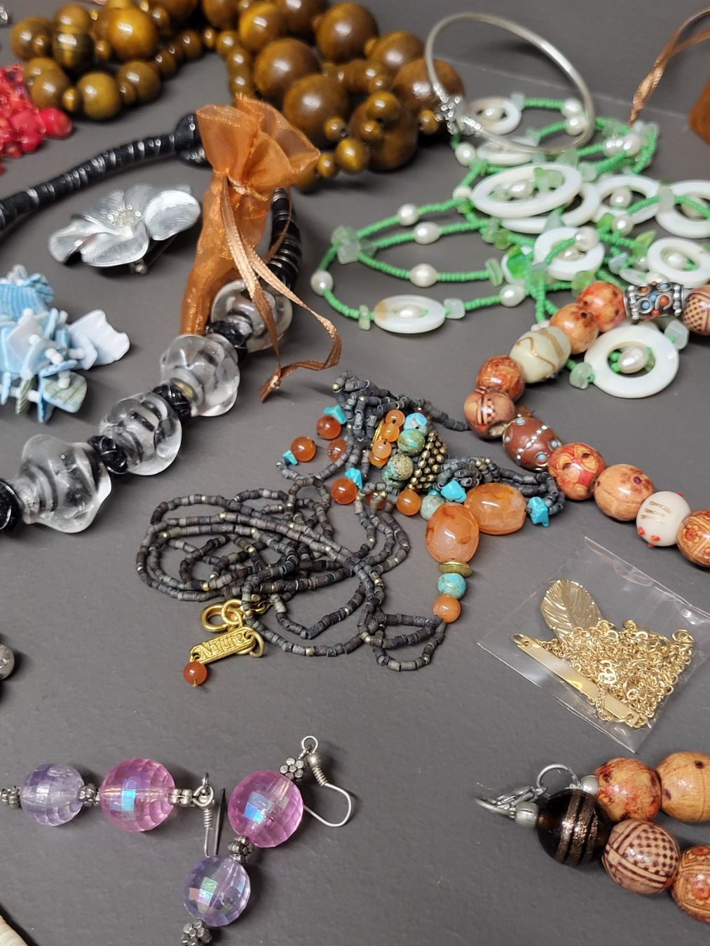 Sonstiger Schmuck: Lot von diversem Modeschmuck – Gebraucht aus Zürich von BOAC1943 6
