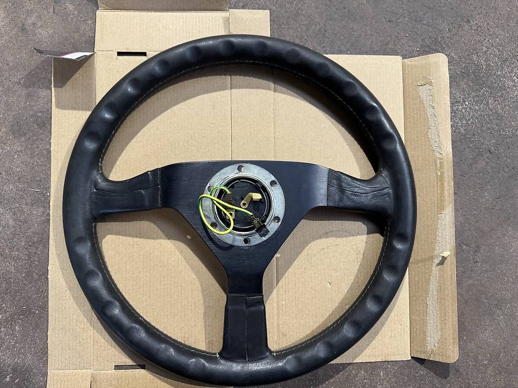 Alle Autoersatzteile: Momo Lenkrad 34cm – Gebraucht aus Hinwil von Jana0negative 3