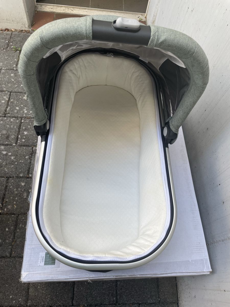 UPPAbaby Carrozzine: UPPAbaby Vista Babywanne – Usato da Buchs ZH venduto da Simonej2014 1