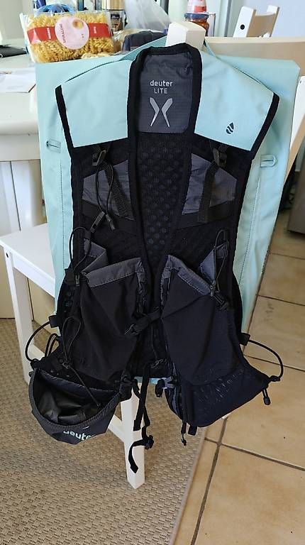 Zaini: Sac Deuter Vertrail 16 étanche – Usato da Gland venduto da kekalor 1